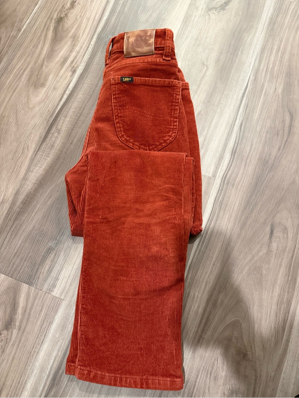 Lee Women’s Vintage Modern Rust Orange Corduroy High Rise Straight Leg Jeans